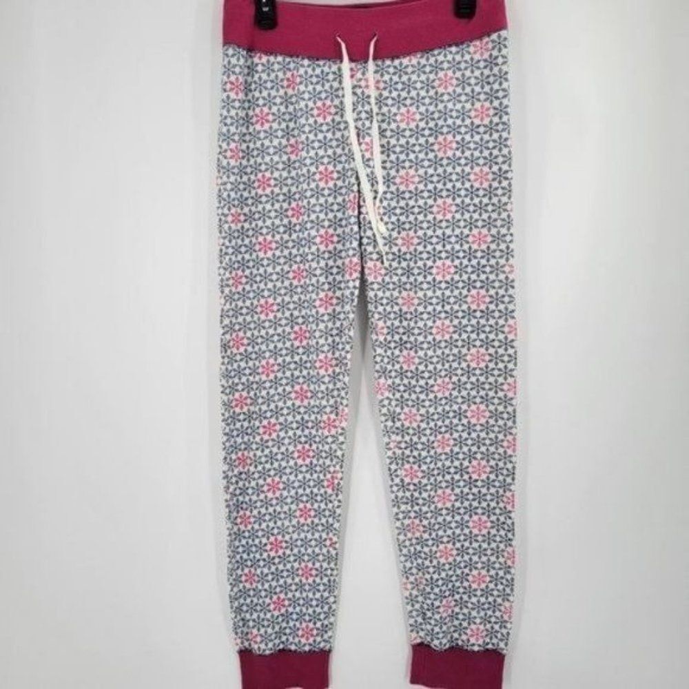 Tommy Hilfiger Pink and White Snowflake Christmas Pajamas - Picture 8 of 14